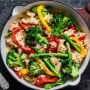 Paella de legumes vegana