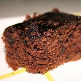 Aprenda a fazer o bolo de chocolate funcional - Foto: Reprodução Lidiane Barbosa