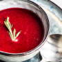 Sopa de beterraba: experimente esta receita prática e saborosa