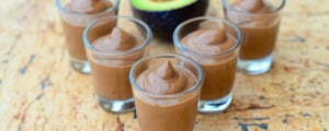 Mousse de abacate com cacau